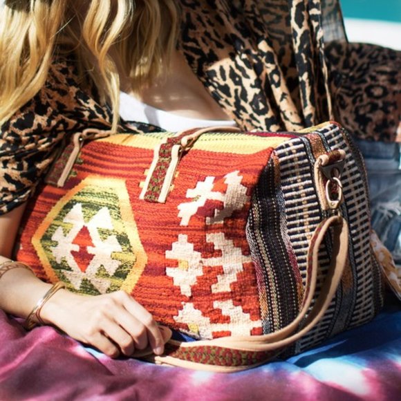 Rust Boho Chic Travel Bag - Navajo Inspired Design - Handmade Fully Fine Cotton - Picture 4 of 8